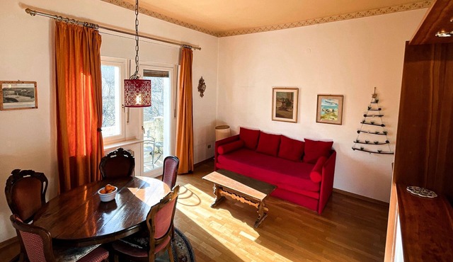 Central, spacious and comfortable, easy to reach by car or train.