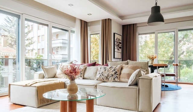 Central, Spacious Flat 3 min to Coast in Kadikoy