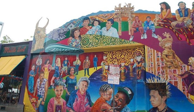 Central Square Cambridge Food and Mural Arts Guided Walking Tour