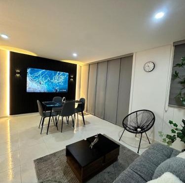 Central Suite