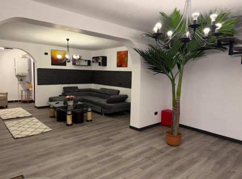 Central Villa