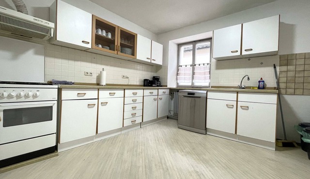 Central workers apartment (SAD181)