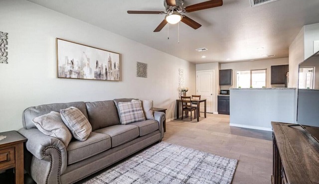Centrally Located 1 Bed 1 Bath Home-Brand New