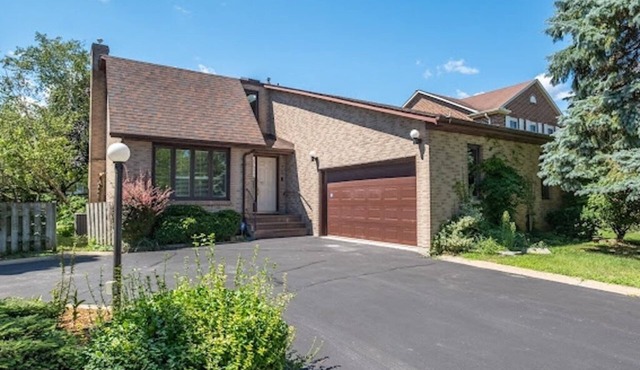 Centrally Located, 4 Beds/2.5 Bathrooms, Spacious Home