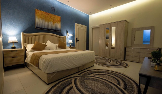 Centrally Located Self Checkin Luxury Apartment