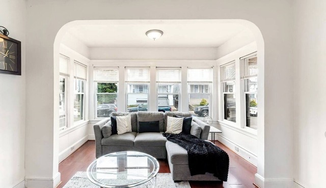Centric property close to all the great things in the city
