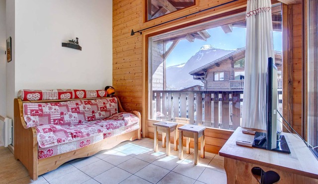 CESARIES A7 Beautiful 2 bedrooms down the Pleney