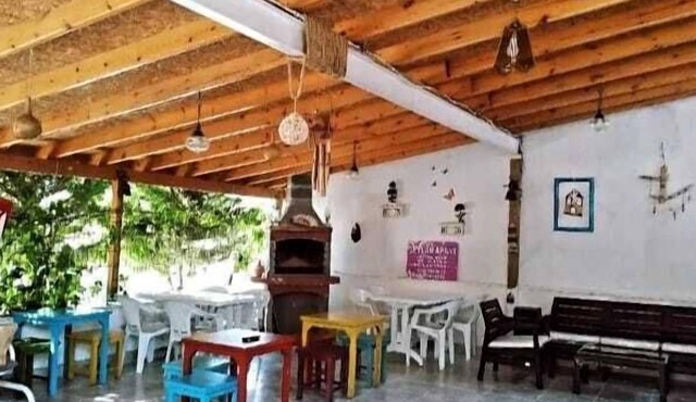 CEYLAN APART