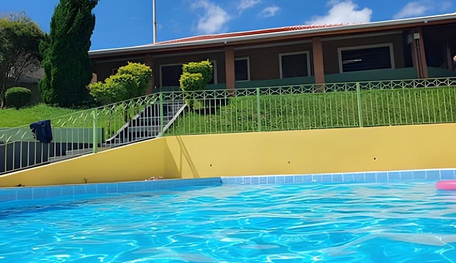 Chácara com piscina aquecida- Perdões