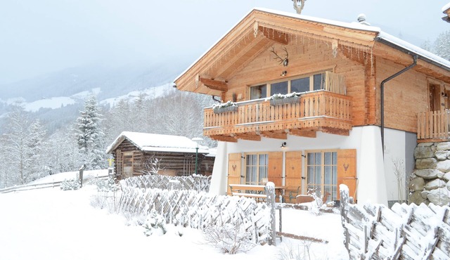 Chalet "Das Zwölferl" - Arrive and feel good - with e-charging station