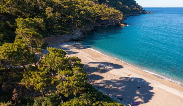 Chakra Beach Kabak