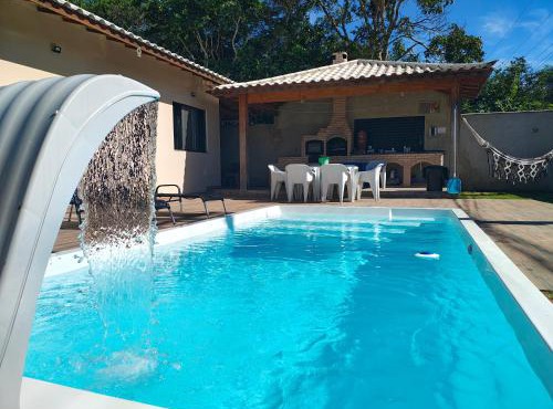 Chalé com Piscina e Churrasqueira Privativos