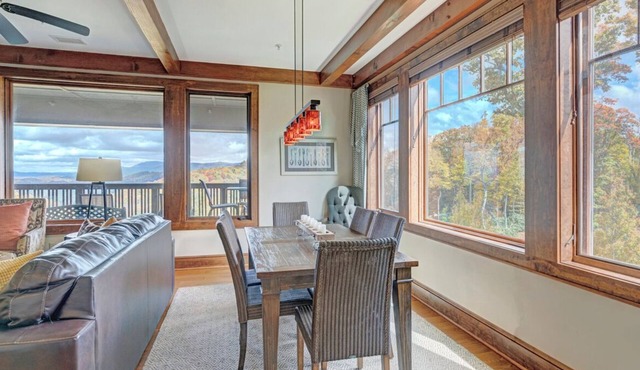 Chalakee Lodge CH4- Mountain View, Gated Resort, Indoor/Outdoor Pools & Hot Tubs