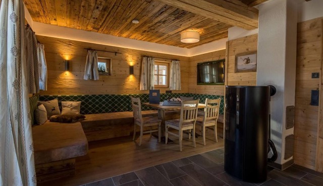Chalet 2 - autumn time