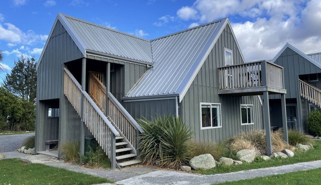 Chalet 4 (1 Bed) Pudding Hill