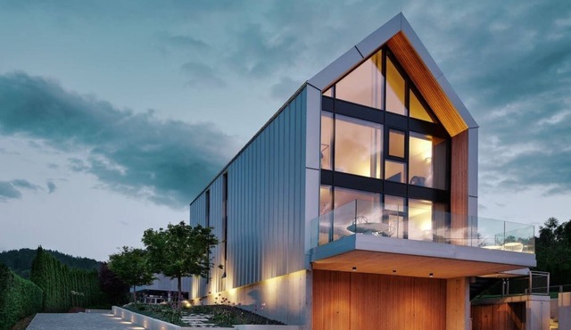 CHALET 9.
