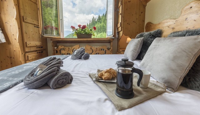 Chalet Bluebell