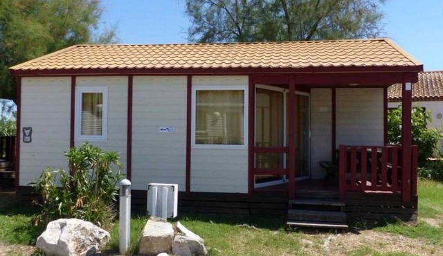 Chalet - ccaiigb - Three Bedroom Chalet, Sleeps 7