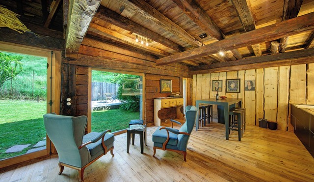 Chalet 'Cedä M House' with Mountain View, Shared Terrace and Wi-Fi
