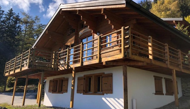 Chalet Clématites