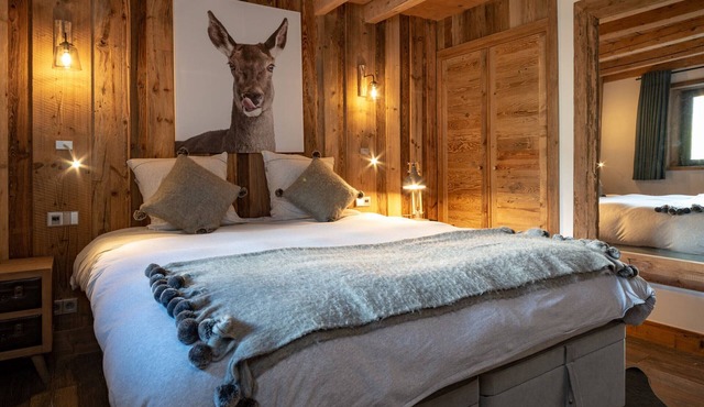 Chalet Courchevel, 5 bedrooms, 12 persons