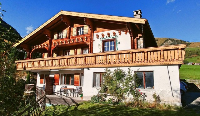 Chalet Dargun Bünter, (Camischolas/Sedrun), 221./222./224./.01+.02+.03 by Interhome