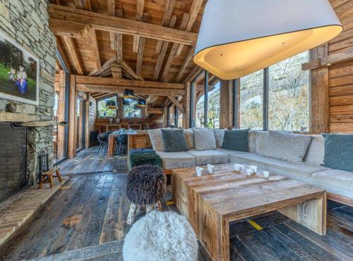Chalet de luxe avec piscine et hammam à Val-d'Isère, 10 personnes à proximité du centre-ville - FR-1-694-95