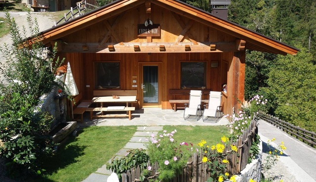 Chalet "Ebnerhof" with Mountain View, Wi-Fi & Garden