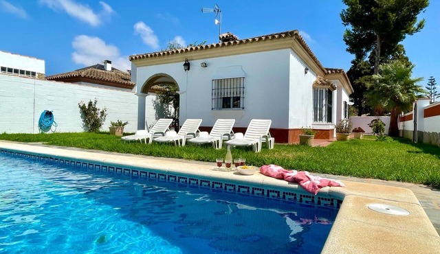 Chalet Marisma with private pool