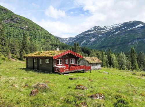 Chalet Fjellbris by Interhome