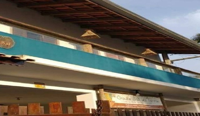 Chalet for season and weekends in Martim de Sá / Chalets Sal da Terra.