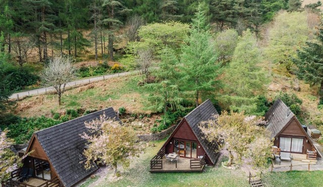 Chalet Glengarry Combi by Interhome