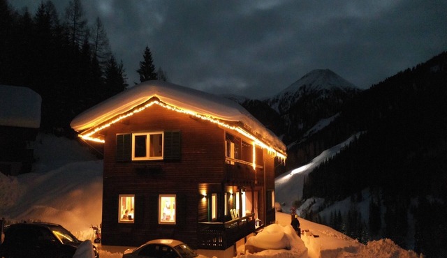 Chalet Innerkrems: Experience pure Austria at 1,600 meters altitude