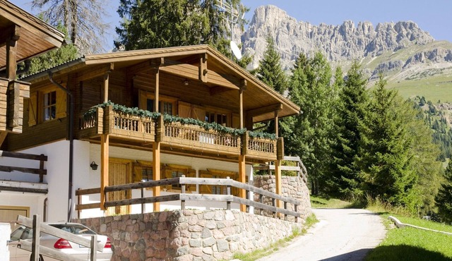 Chalet karezza Facing ski slopes carezza 20 min from BOLZANO altoadige