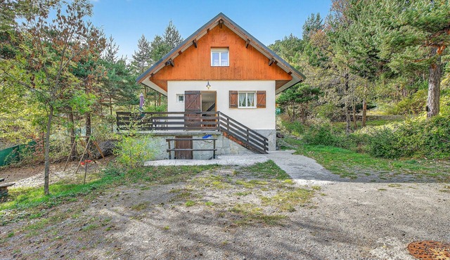 Chalet "Ma Bonne Etoile" with Mountain View, Private Terrace and Wi-Fi