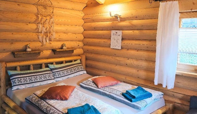 Chalet mit Doppelbett und Schlafsofa