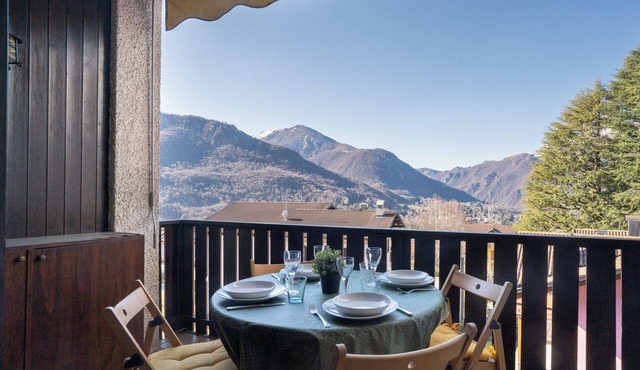 Chalet Panorama - Two Bedroom Apartment, Sleeps 5