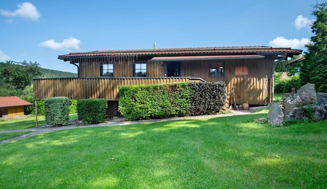 Chalet 'Pröllerhütte' with Private Terrace and Private Garden