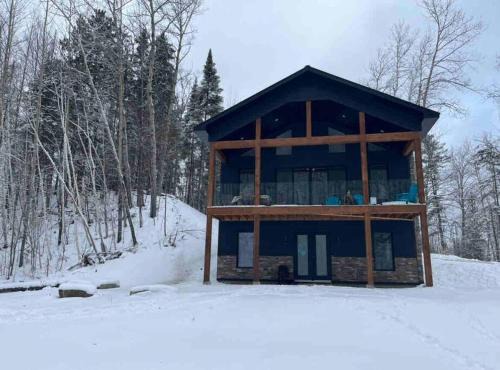Chalet Relax with sauna steps from MSM lodge
