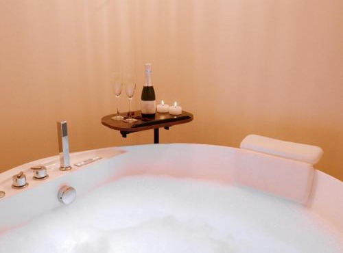 Chalet romantique - Jacuzzi privatif - King size