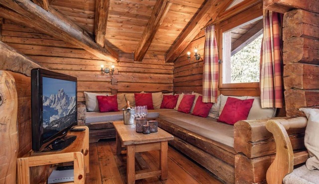 Chalet, terrace, fireplace or stove, parking, tv, ski locker, 80m², La Tania