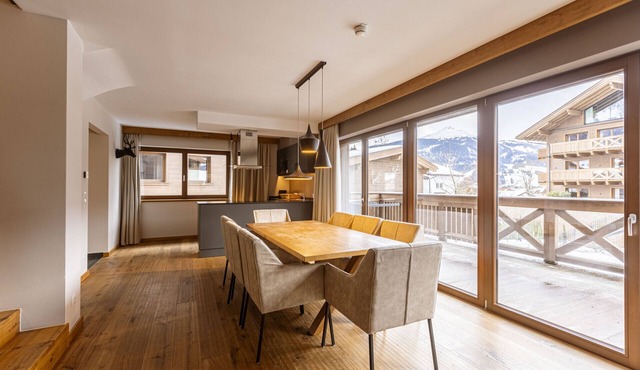 Chalet with 4 bedrooms
