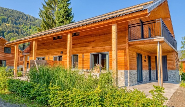 Chalet with sauna near lake and ski resorts