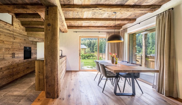 Chalet 'Zu Wosser' with Mountain View, Private Terrace and Garden