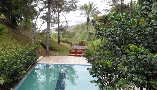chalets overlooking the sea situated 300 meters from a charming village.