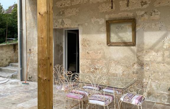 Chambre avec belle terrasse