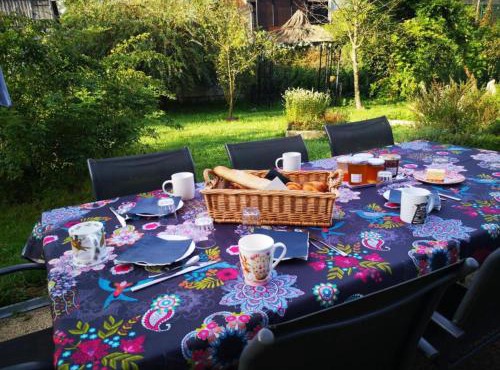 Chambres table d'hôte avec jardin le nid qui danse vers Vesoul jusqu'à 10 personnes - lits simples