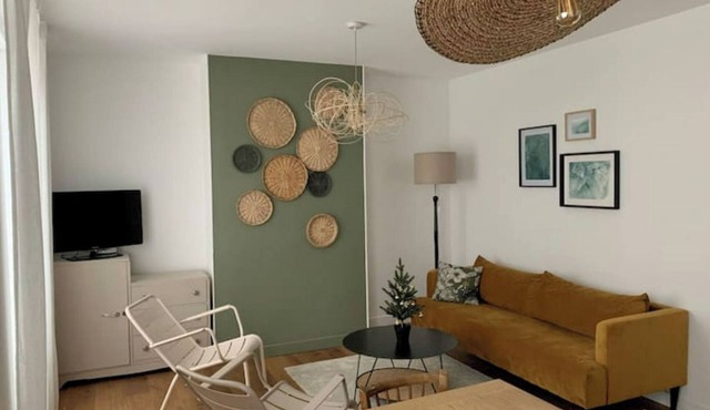Champagne! Spacious apartment