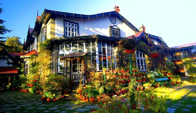 Chapslee Hotel