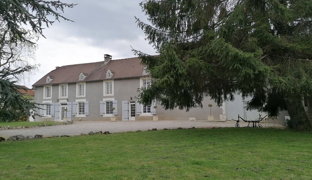 Character house 18 ° century "Les Cédres"